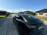 Tesla Model 3  Standard Range+ RWD - 3