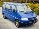 Volkswagen Caravelle  - 2