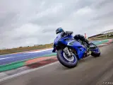 Yamaha YZF R9 - 2