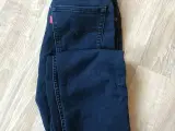 Levis jeans til dreng størrelse 164