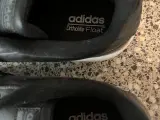 Addidas  Sko 