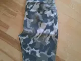 Homebukser Eghoff