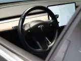 Tesla Model 3 Long Range AWD - 5