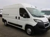 Peugeot Boxer 335 2,2 BlueHDi 165 L2H2 Premium - 2