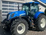 New Holland T7.270 AutoCommand med frontlift - 2