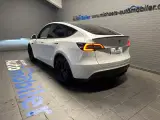 Tesla Model Y  Long Range AWD - 4