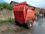 - - - 853 Halmsnitter bugseret - 5