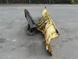 - - - Sneplov - 4