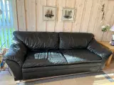 lædersofa 3+2 pers.  Læderstol+skammel.