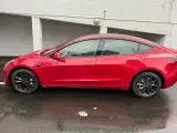 Tesla Model 3  Long Range AWD - 4