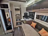 2024 - Chausson Titanium 777GA ULTIMATE   Enkeltsenge, lounge, siddegruppe, opredning i siddegruppen. 170HK Aut, markise, solceller mmm - 2