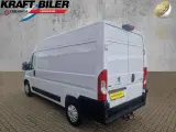 Peugeot Boxer 333 2,2 BlueHDi 140 L2H2 Premium - 3