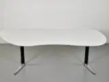 Fumac hæve-/sænkebord med hvid plade og switch stel, 225 cm. - 3