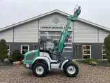 Kramer KL25.5T  med Teleskoparm, så den har stor rækkevidde og fleksibilitet. - 2