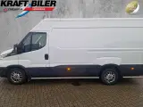 Iveco Daily 3,0 35S21 12m³ Van AG8 - 2