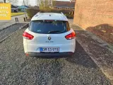 Renault Clio IV 0,9 TCe 90 Zen Sport Tourer - 3