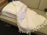 Hvide badehåndklæder