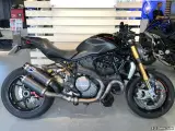 Ducati Monster 1200 S - 3