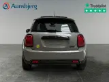 MINI Cooper SE  Classic Trim - 4