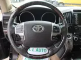Toyota Land Cruiser 4,5 V8 D-4D aut. Van - 4