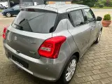 Suzuki Swift 1,2 Dualjet  Mild hybrid Action AEB CVT 83HK 5d Trinl. Gear - 4