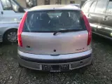 Punto 1,2 16V - 2