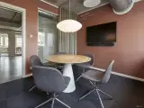 Velbeliggende kontorer med fælleskantine og fitnesscenter - 4