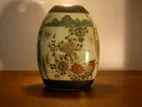 Oval Kinesisk vase