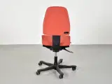 Kinnarps 8000 kontorstol i rød med sort stel - 3