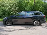 Kia Ceed 1,6 PHEV Prestige SW DCT - 4