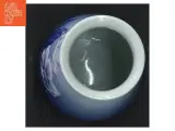 Blå og hvid juleroseporcelænsvase fra B&G (str. H 13,5 cm) - 2