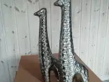 2 stk. giraf figurer af metal. Gaveide?