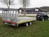 Eduard trailer 4020-3000 AKB TIP - 2