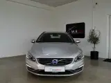 Volvo V60 2,0 D4 181 Momentum - 3