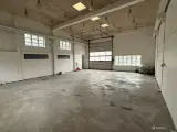 Højloftet lagerlokale/industriejendom med mange anvendelser til leje - 3