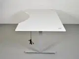 Hæve-/sænkebord med hvid plade og alugråt stel, 200 cm. - 2