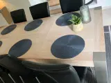 Spisebord egetræ / ben børstet stål