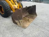 Ford gummiged  - 4
