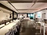 Flot højloftet kontor med egen tagterasse - 5