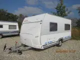 2001 - Dethleffs Camper 440 DB   Super rejsevogn. God vægt. - 2