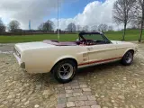 Ford mustang 289 convertible  - 5