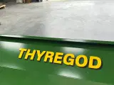 Thyregod TK 2800 med nylon børster og hydraulisk sving. brede 2800 og feje brede 2500 - 5