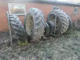 - - - Stativ til tvillinghjul - 2