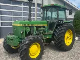 John Deere 4430 Med Powershift - 2
