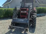 Case IH 885 XL med frontlæsser - 2