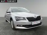 Skoda Superb 2,0 TDi 150 Style Combi DSG - 2