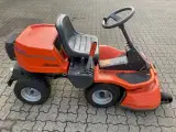 Husqvarna Havetraktor R11