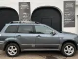 Mitsubishi Outlander 2,0 Comfort 4WD - 3