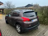 Peugeot 2008 - 4