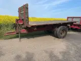 Trailer 450 cm